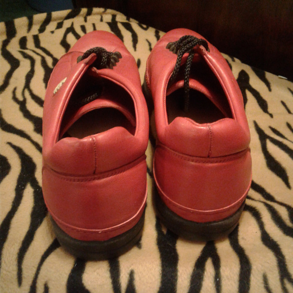 Vintage-Balley-Tramp-Red-Sneakers - Picture 2 of 5